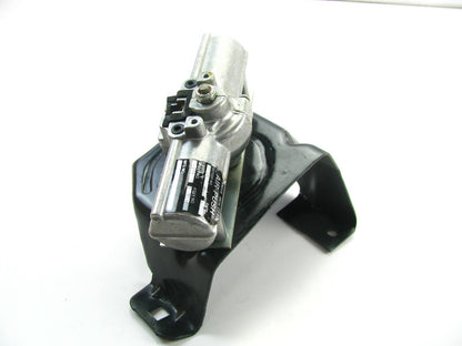 NEW - OUT OF BOX FORD D3TB-17504-AC Air Windshield Wiper Motor 1967-79 F600/880