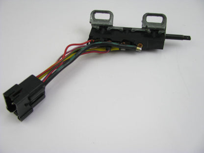 NEW - OUT OF BOX FORD D4DW-11572-AA Ignition Starter Switch - SW992A D4DZ11572A