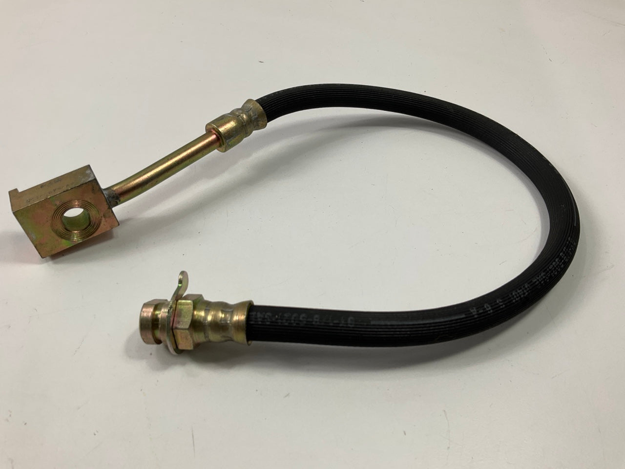 NEW - OUT OF BOX - OEM FORD D5TA-2078-AAA Front Brake Hose