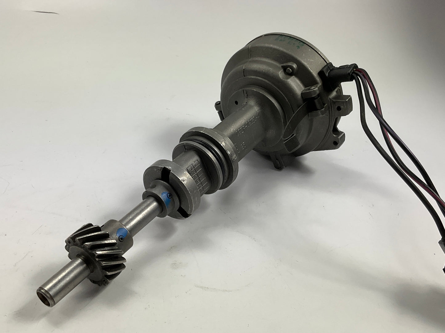 Missing Vacuum Advance NEW Unboxed OEM 1976 Ford 302 D5TE-12127-ALA Distributor