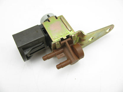 NEW - OUT OF BOX - OEM Ford D5TE-9D474-F2A EGR Vacuum Valve Solenoid