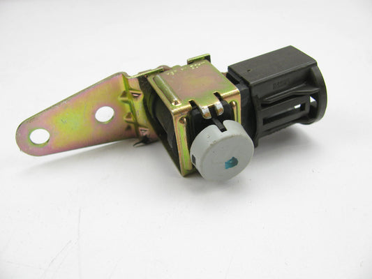 NEW - OUT OF BOX - OEM Ford D5TE-9D474-F2A EGR Vacuum Valve Solenoid