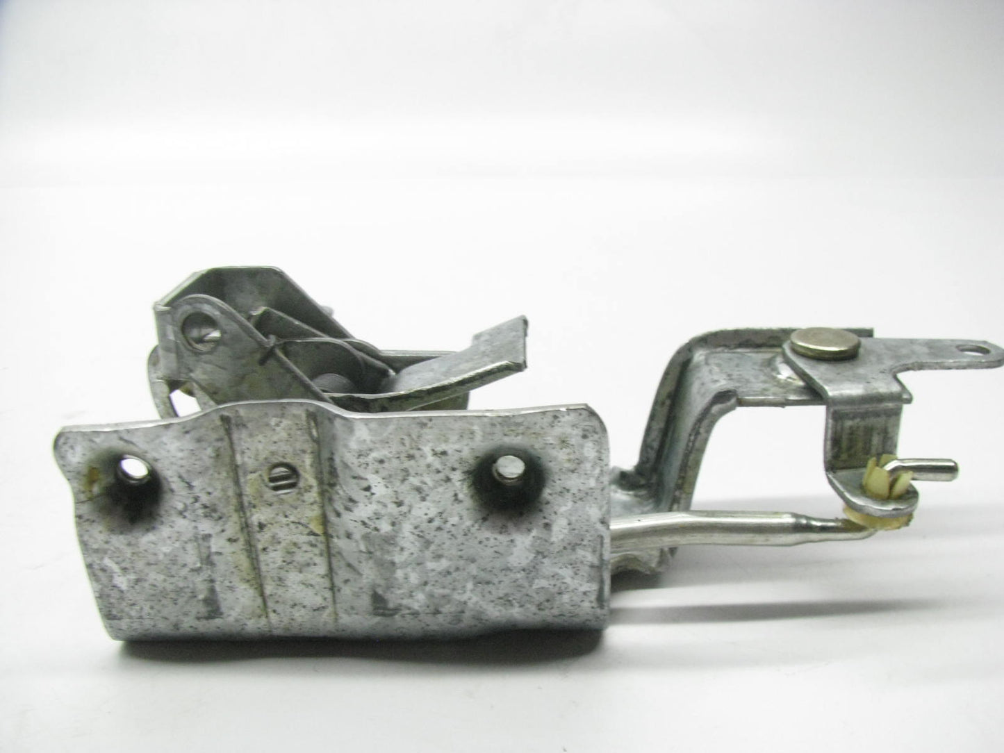 NEW - OUT OF BOX FORD D5UZ-11431A42-B Rear Back Door Latch 1975-1979 E-100/350