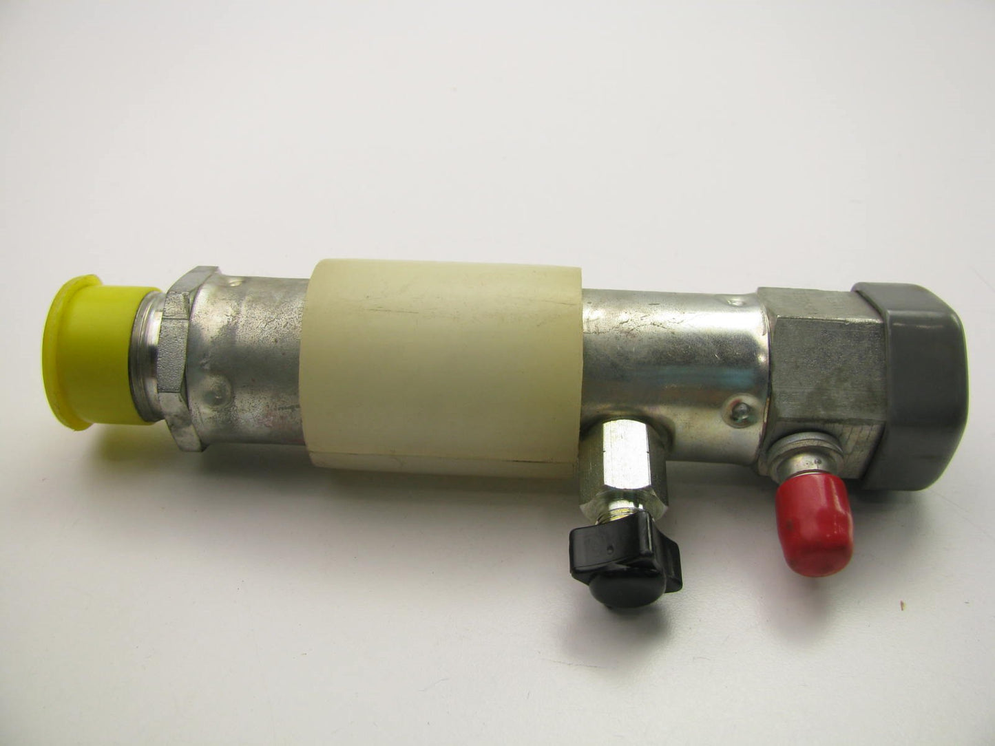 NEW UNBOXED OEM Ford D6AY-19D580-A 2-port POA Valve - 1976-1977 Ford