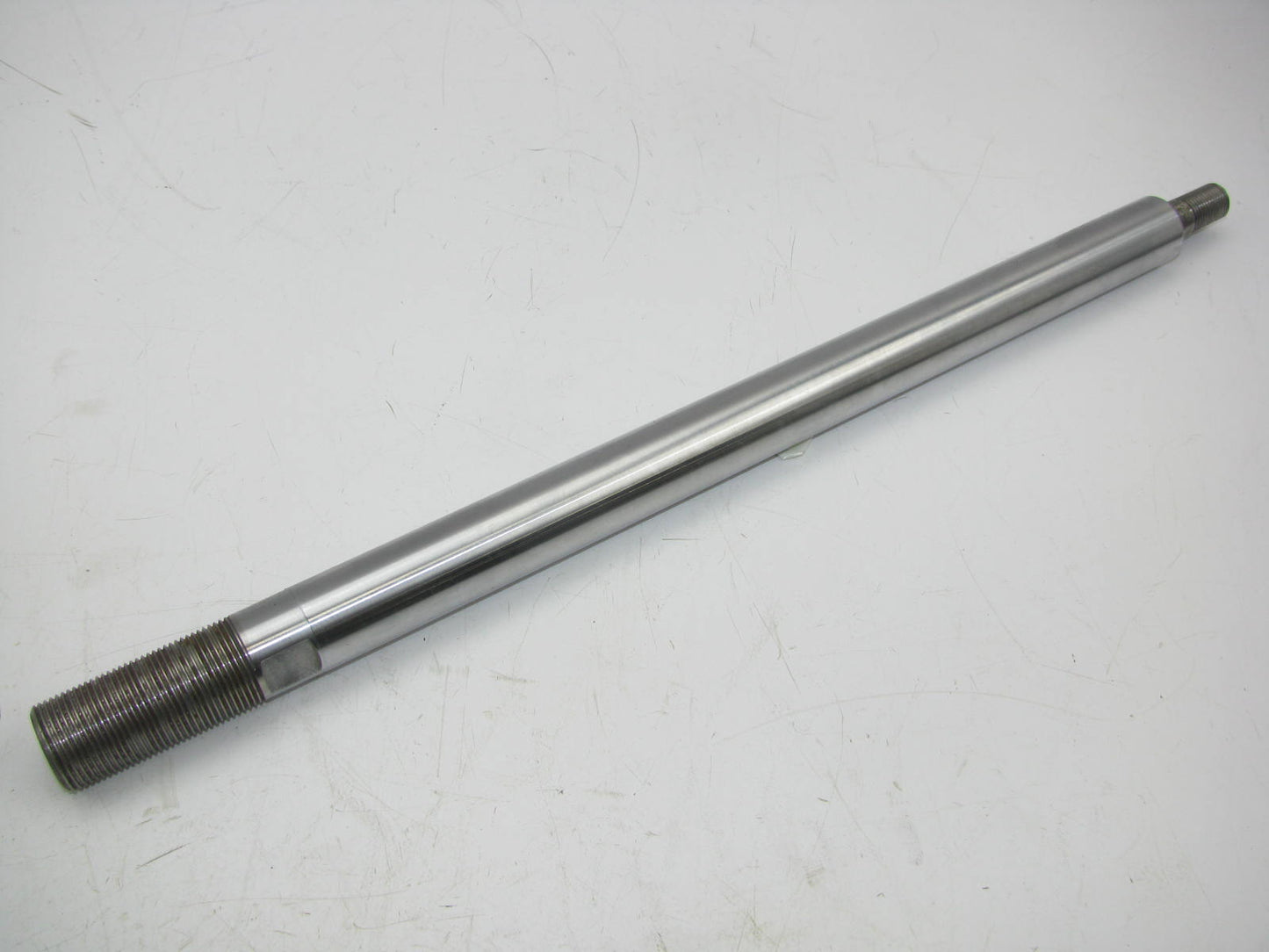 NEW - OUT OF BOX FORD D6HZ-3B542-A Power Steering Cylinder Rod 76-90 C-CT800/900