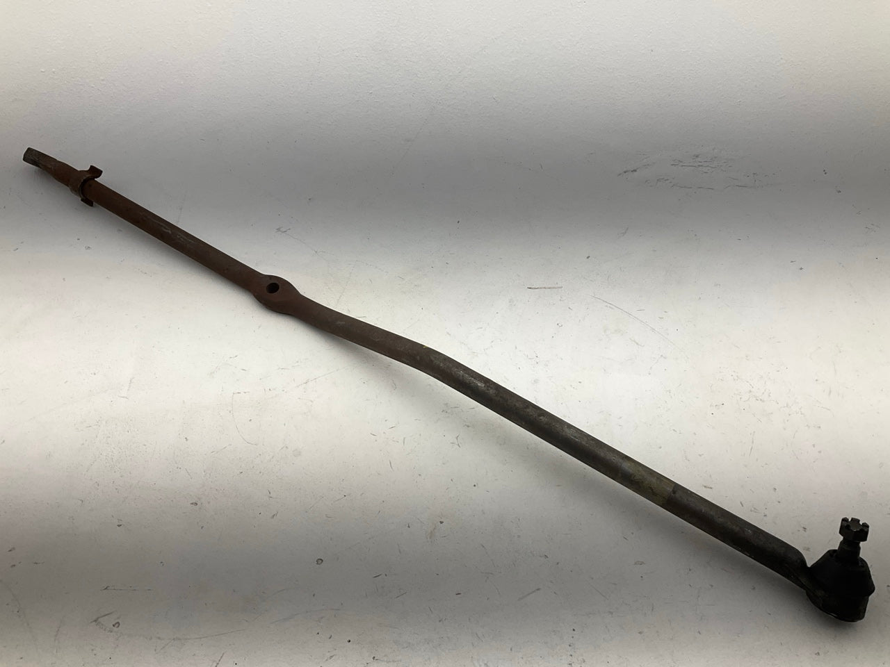 NEW - OUT OF BOX - OEM FORD D6TZ-3304-A Steering Drag Link 1976-1977 F150 4WD