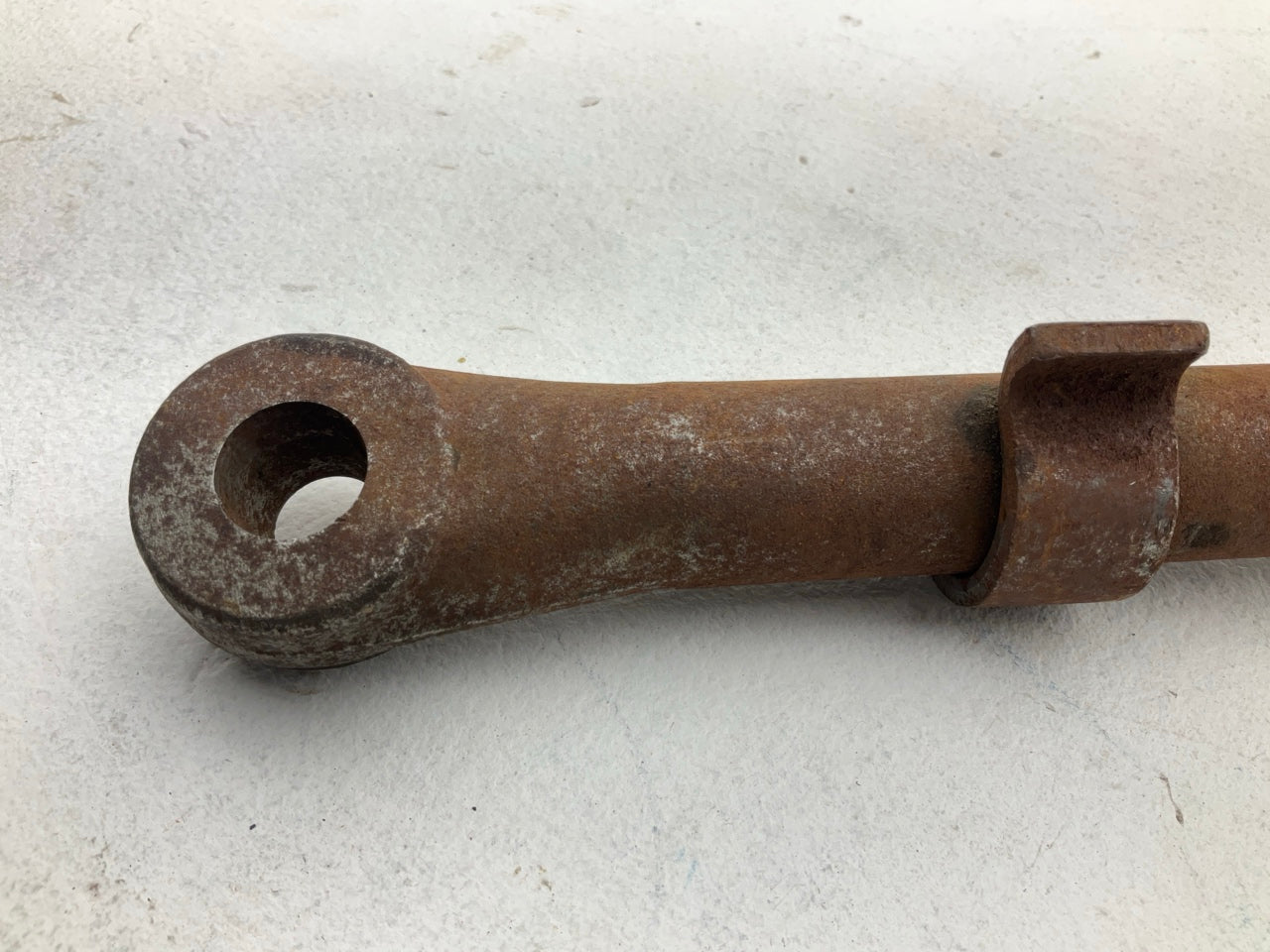 NEW - OUT OF BOX - OEM FORD D6TZ-3304-A Steering Drag Link 1976-1977 F150 4WD