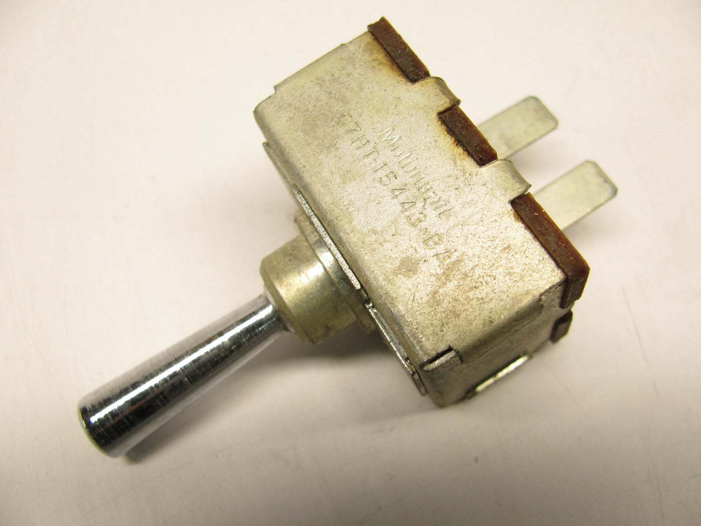 NEW - OUT OF BOX FORD D7HT-15443-BA Clearance Lamp Blinker Switch 78-90 CL-CT900