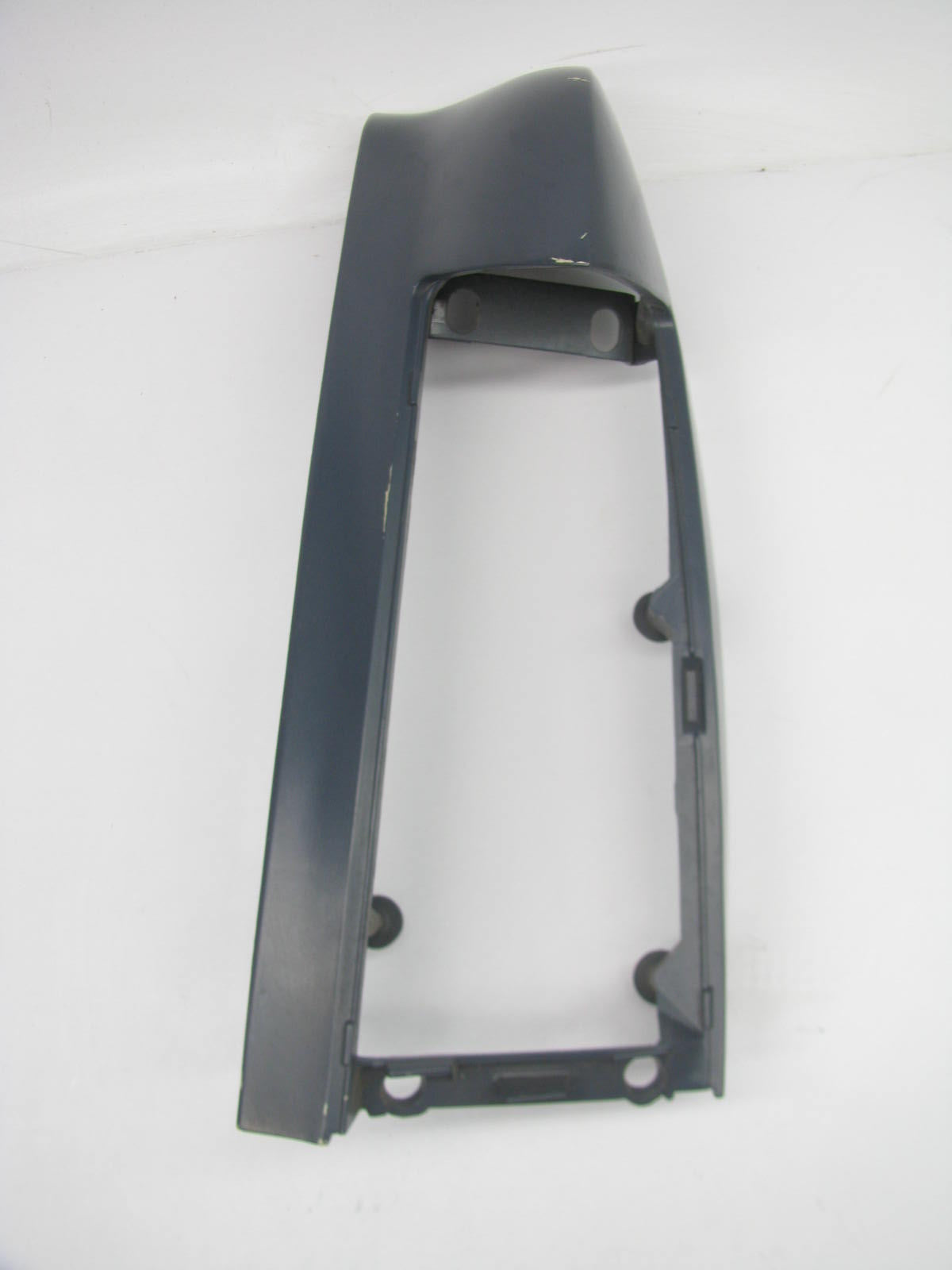 NEW - OUT OF BOX D7OB-6528518-BA-RH Right Quarter Panel Extension 1977-79 LTD II