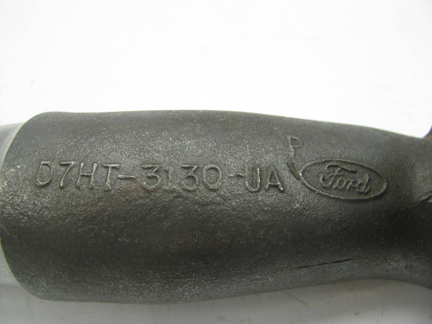 NEW - OUT OF BOX D8HZ-3130-A Right Steering Arm Spindle 1978-1982 CL-CLT900 12M