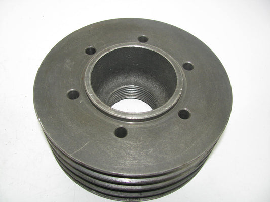 NEW - OUT OF BOX FORD D8HZ-6A312-A Crankshaft Pulley 1978-1979 C-C700/800 3208
