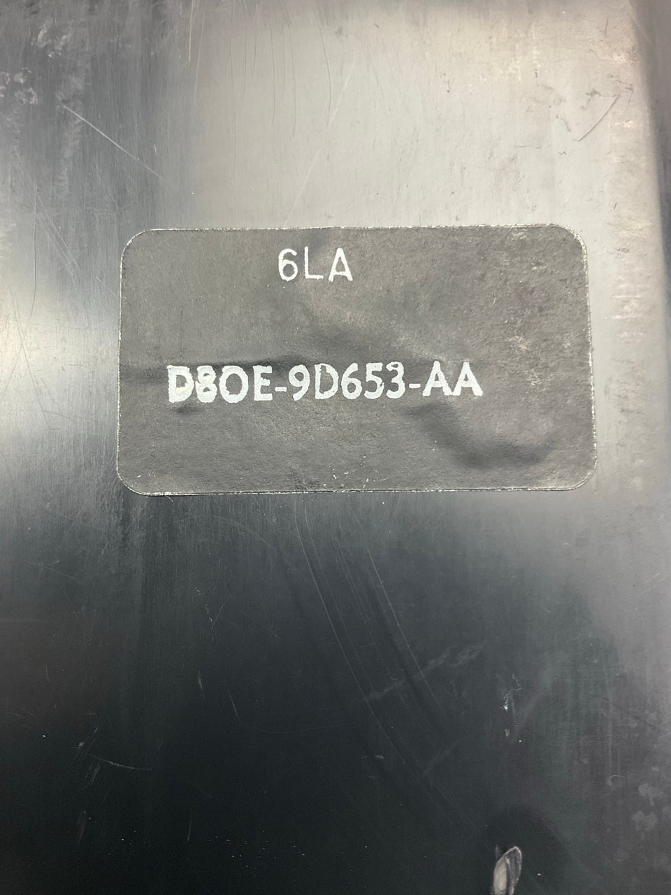 NEW - UNBOXED - OEM FORD D8OE-9D653-AA Charcoal Fuel Vapor Canister