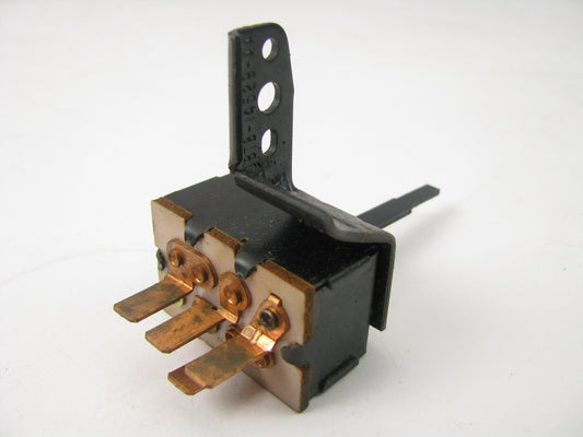 NEW - OUT OF BOX - OEM D8TB-14529-AA Rear Window Switch 1978-1979 Ford Bronco