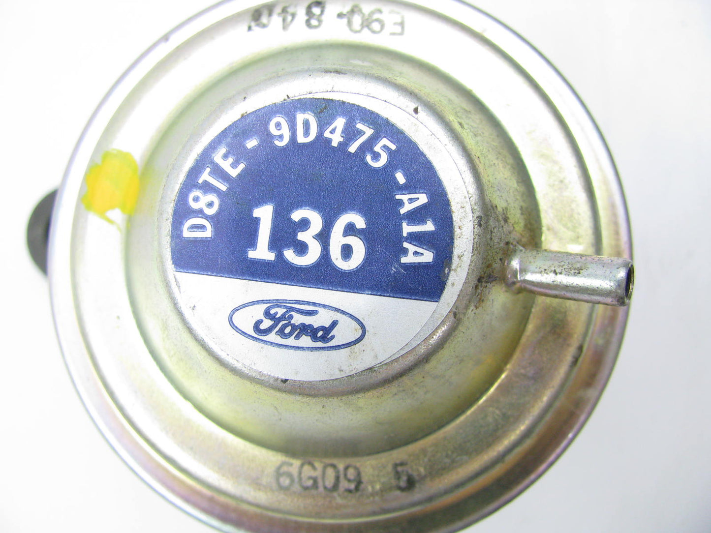 NEW - OUT OF BOX D8TE-9D475-A1A EGR Valve - EGV227 CX302A 2149002 12323835