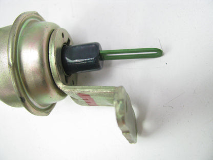 NEW - OUT OF BOX D8WE-AA Carburetor Choke Pull-Off 1978-1980 Ford 2-BBL