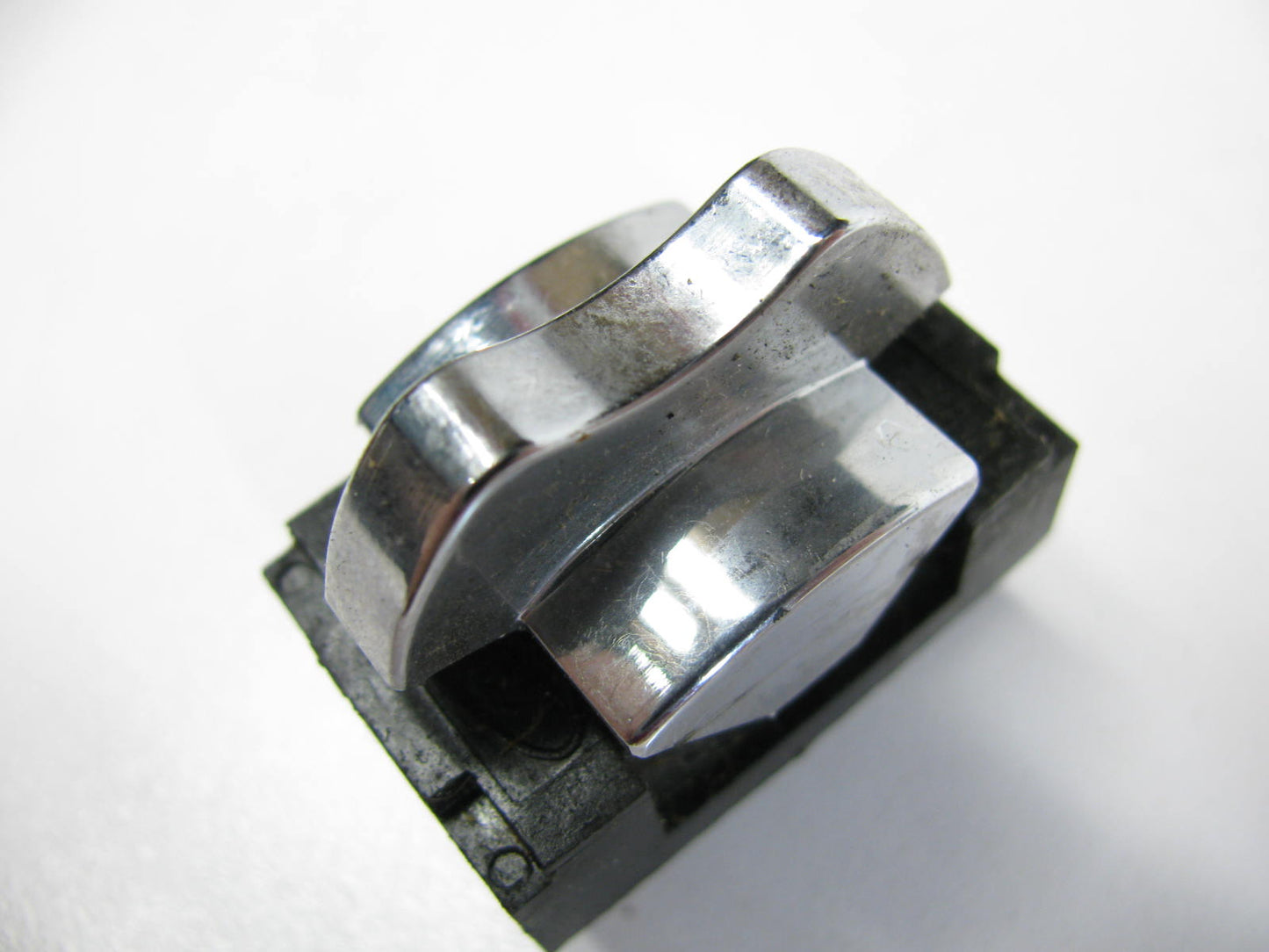 NEW - OUT OF BOX FORD D9AB-14017-AB Sliding Roof Window Switch 1980-1989 LTD