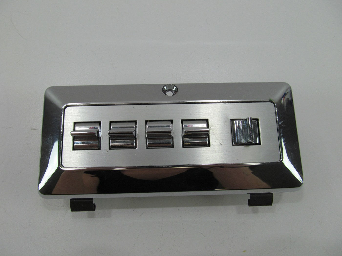 NEW - OUT OF BOX - OEM Ford D9AB-14505-AA Power Window Switch 80-86 Mustang