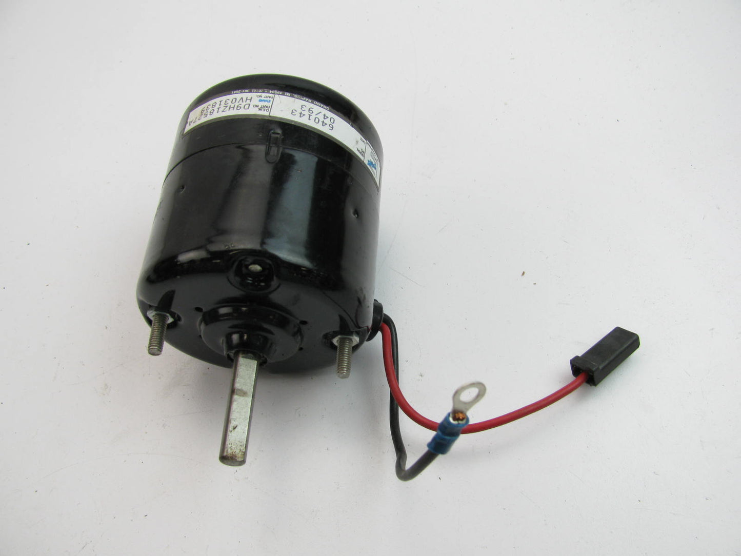 NEW - OUT OF BOX - Genuine OEM Ford D9HZ-18527-A Blower Motor - Evans HV031839