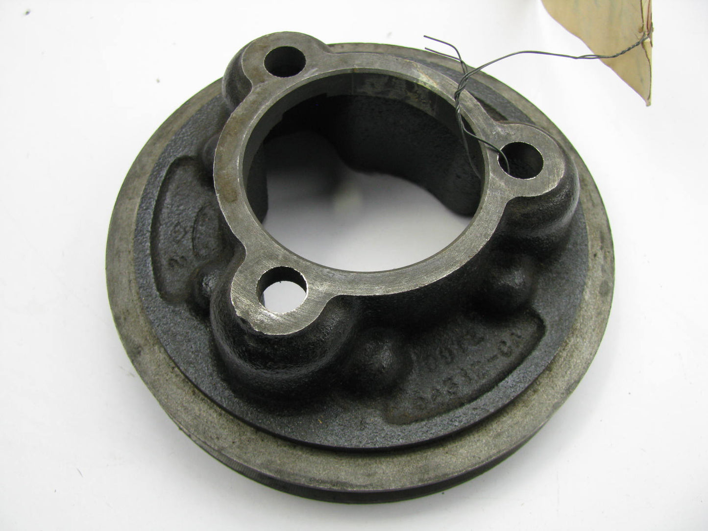 NEW - OUT OF BOX OEM FORD D9HZ-6A312-C Crankshaft Pulley 1979 C600/800 370-V8