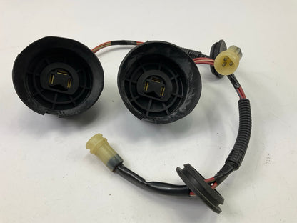 (2) Vintage Headlight Head Lamp 3-Prong Connectors W/ Rubber Boots For Datsun