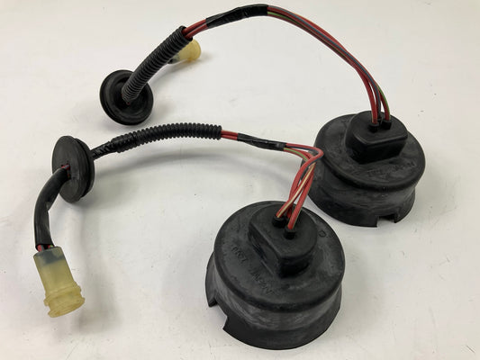 (2) Vintage Headlight Head Lamp 3-Prong Connectors W/ Rubber Boots For Datsun