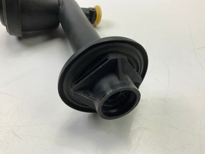 NEW - OUT OF BOX DB07AF605A Clutch Master Cylinder