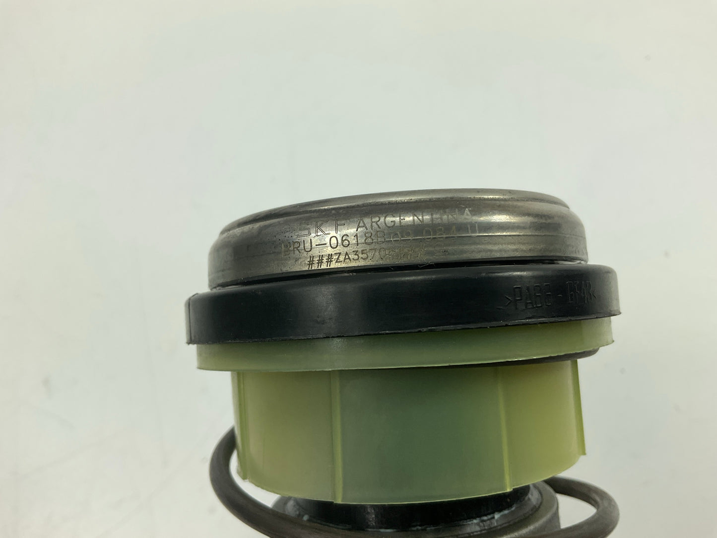 NEW - OUT OF BOX - DB07RN602A Clutch Release Bearing & Slave Cylinder Assembly