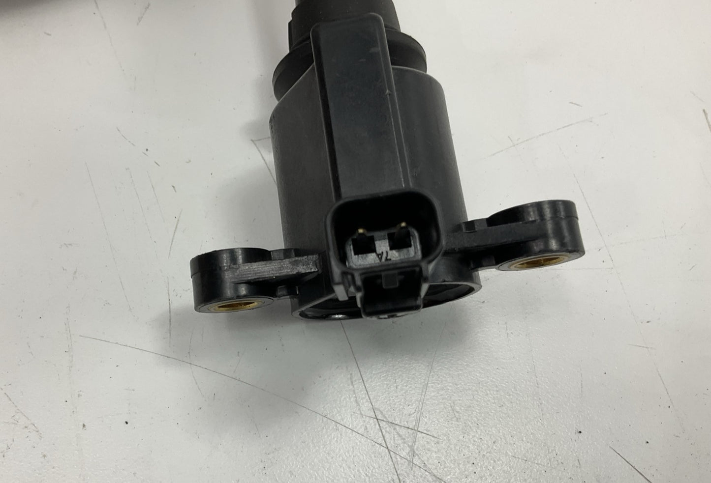 NEW UNBOXED AFTERMARKET DG465 Ignition Coil - 1996-1999 Ford Taurus SHO 3.4L-V8