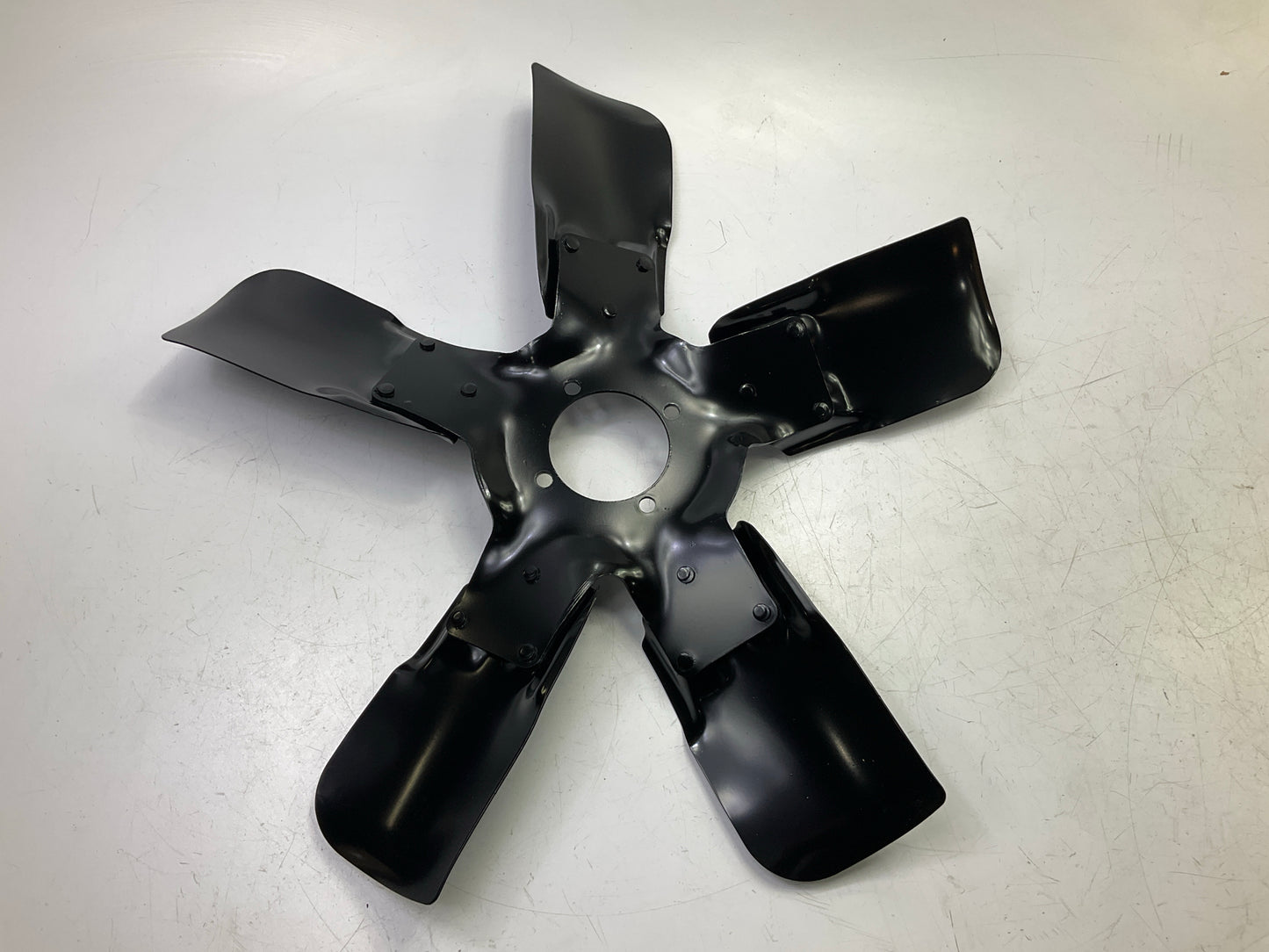 NEW DGD3089AA Engine Radiator Cooling Fan Blade, 5-Blade