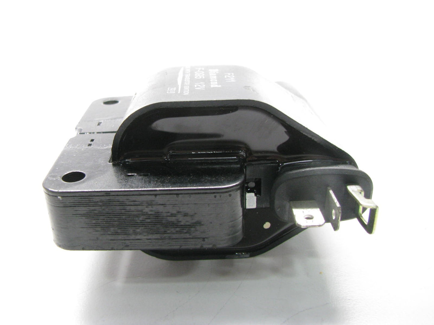 NEW - OUT OF BOX - OEM Motorcraft DGE-439 Ignition Coil OEM 1991-1994 Capri