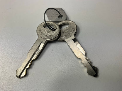 NEW - OUT OF BOX - DL-17 Chrome Door Lock Kit With Keys