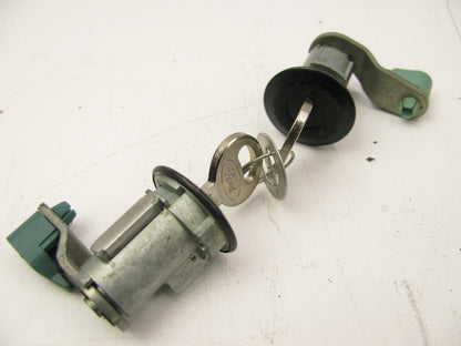 NEW - OUT OF BOX DL1520 Front Door Lock Cylinder & Key Set