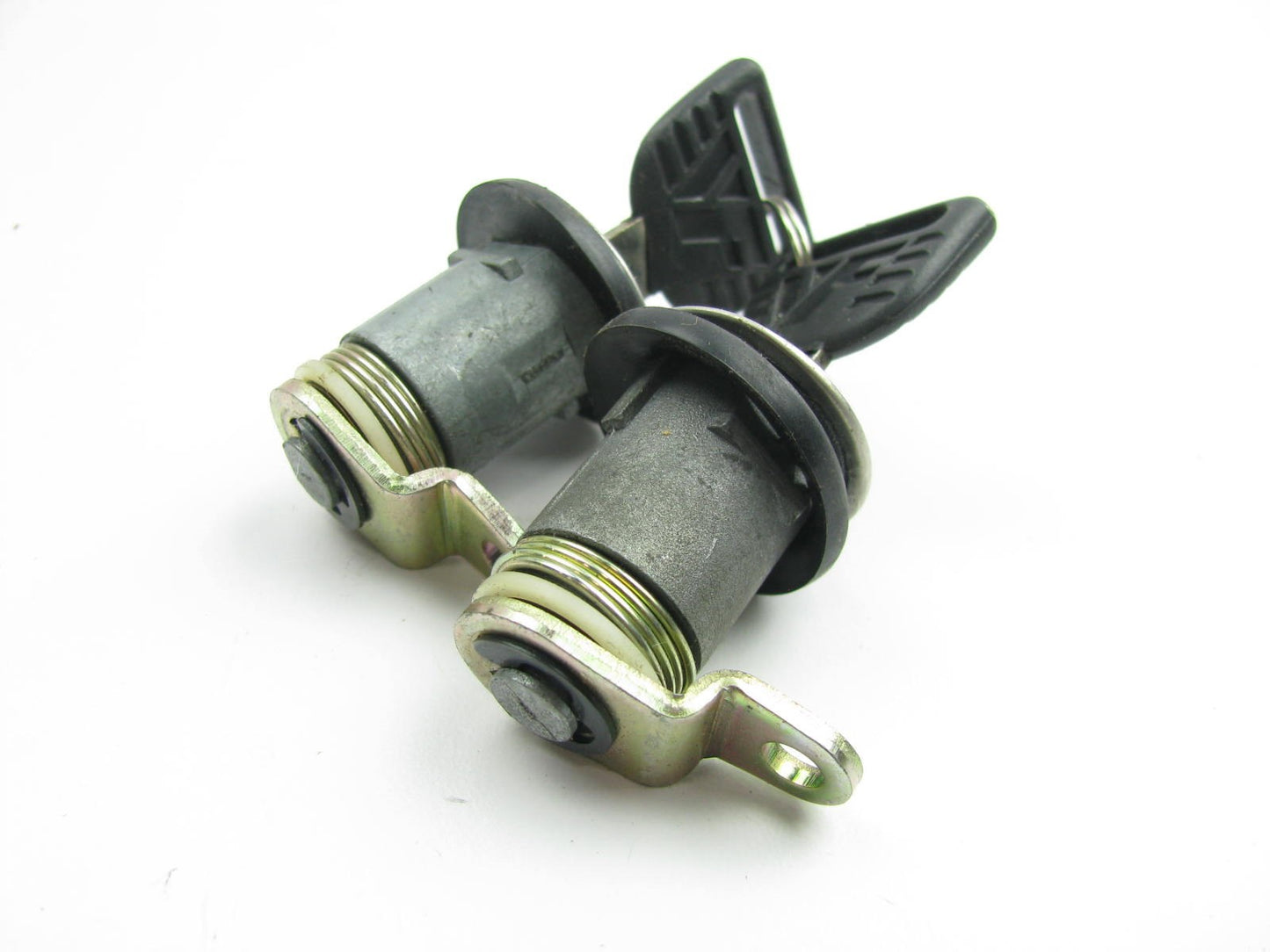 New Bulk Packed DL29 RH/LH Door Lock Cylinder Tumbers W/kyes For 76-81 Accord