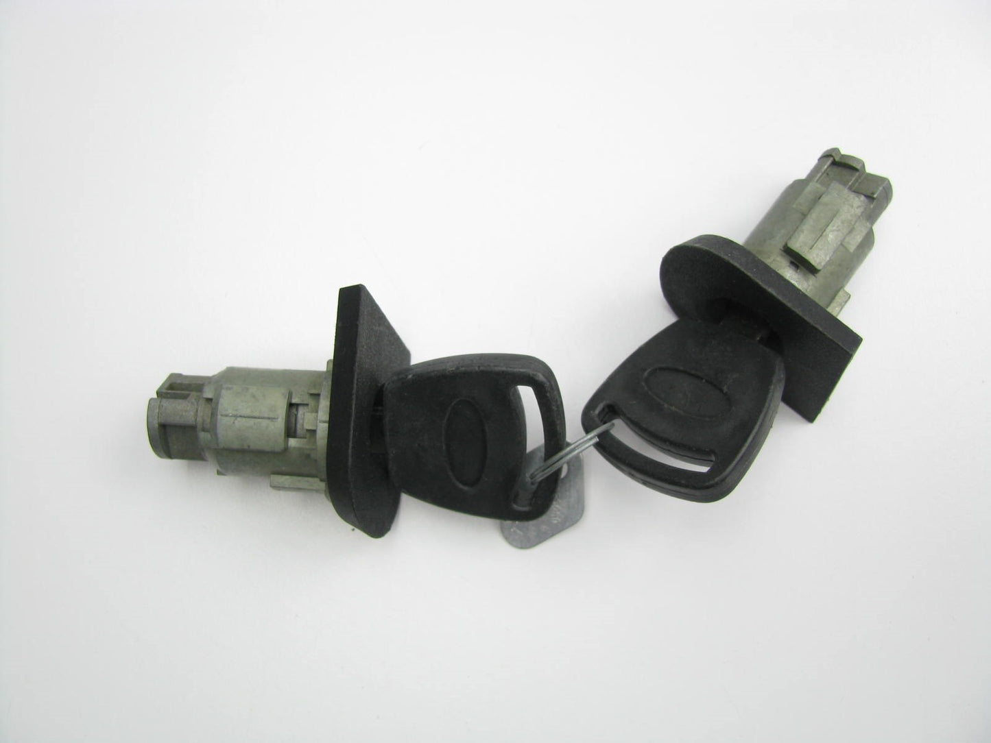 New OUT OF BOX Door Lock Set W/ 2 Keys DL48