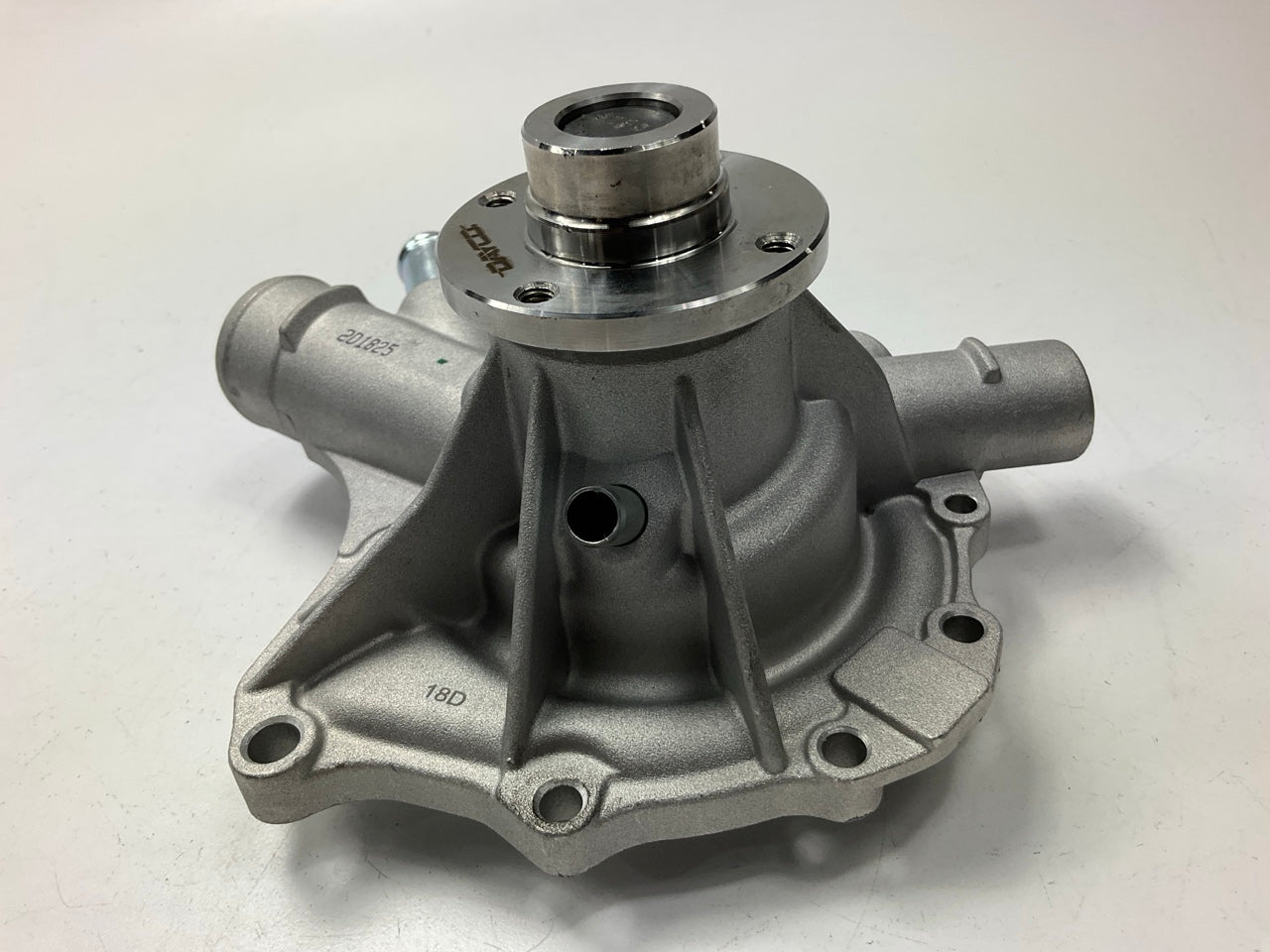NEW - OUT OF BOX - DP345S Engine Water Pump For 98-04 Mercedes-Benz SLK230 2.3L