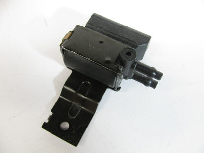 NEW - OUT OF BOX DR224 EGR Vacuum Valve Solenoid Switch