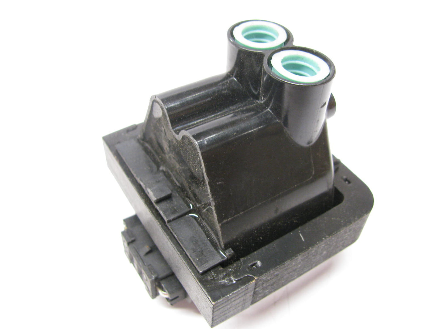 NEW - OUT OF BOX DR41T Ignition Coil