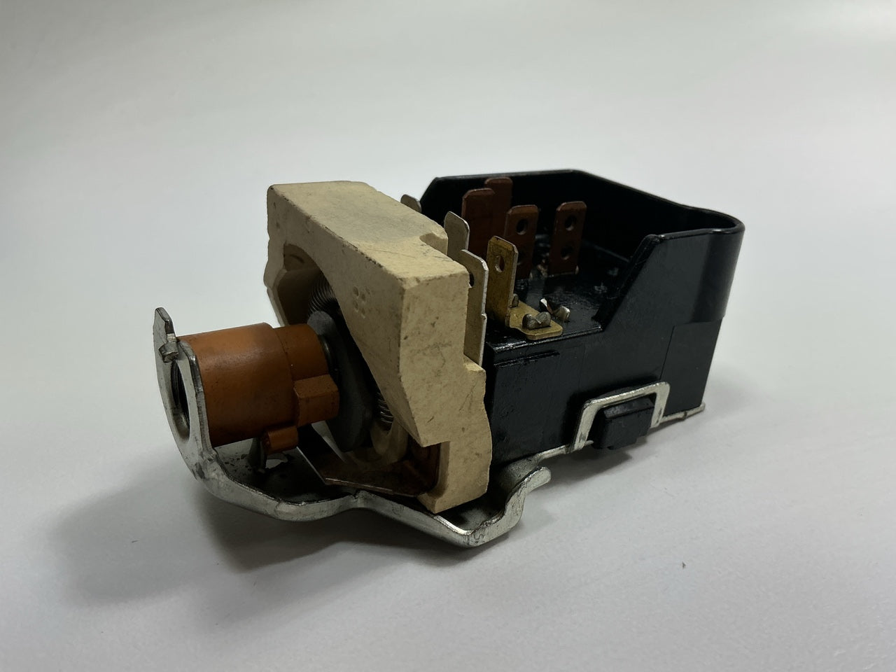 NEW UNBOXED Delco Headlight Switch - 1964-1967 Buick Skylark, 1965-1967 Wildcat