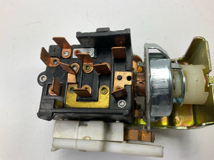 NEW - OUT OF BOX DS-273 Headlight Headlamp Switch