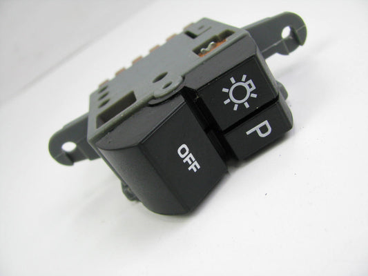NEW UNBOXED DS288 Headlamp Headlight Switch - 1991-1993 GMC P3500, Chevy P30
