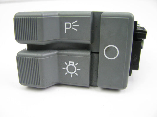 NEW - OUT OF BOX STANDARD DS-647 Headlamp Headlight Switch - D-1536C D-1538