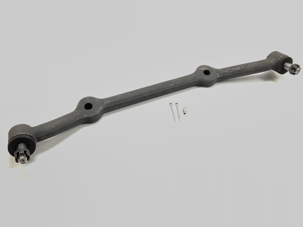 NEW - OUT OF BOX DS1047 Steering Center Link (RWD MODELS ONLY)