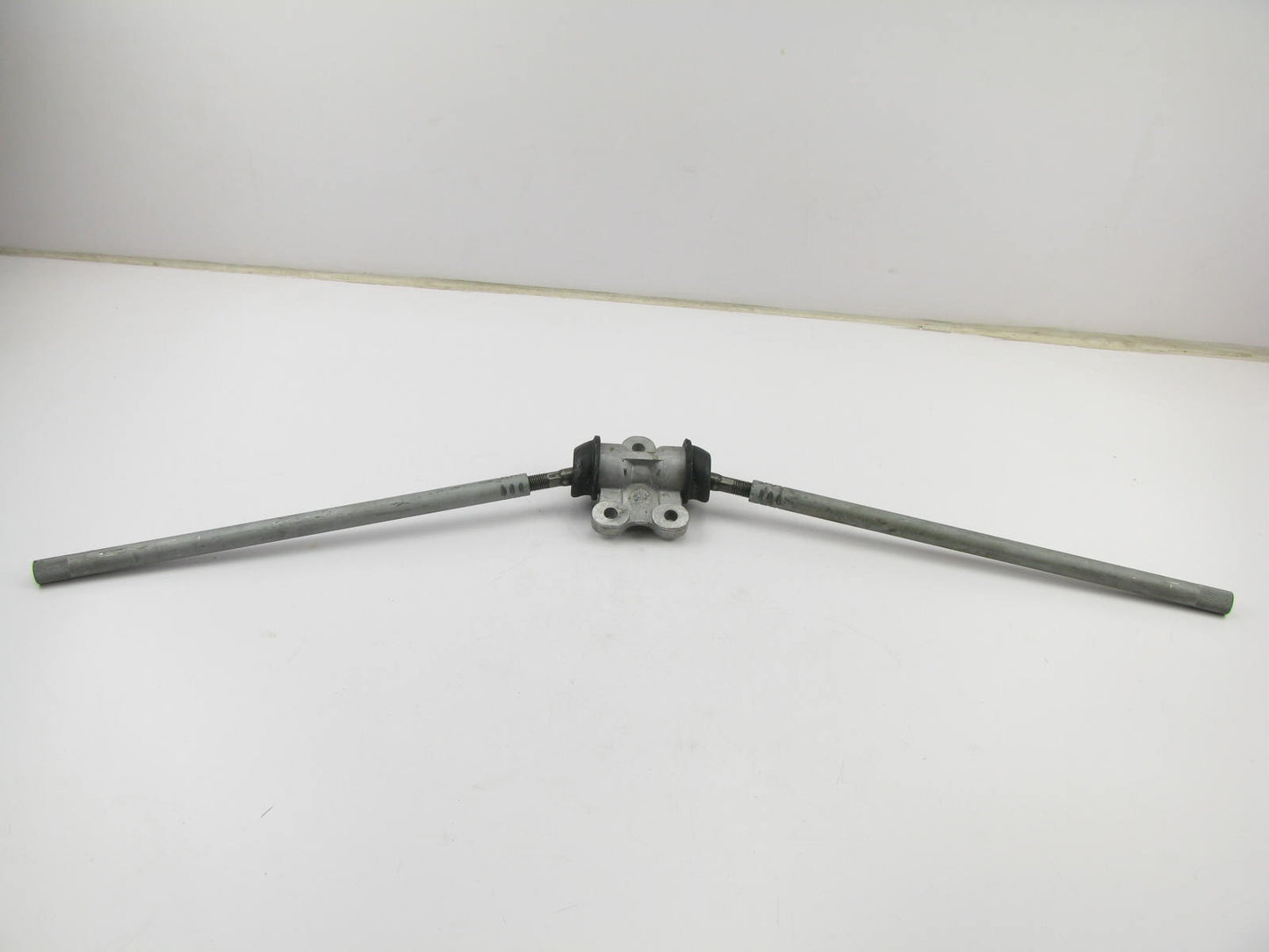 NEW OUT OF BOX - DS1048 Rear Steering Rack Tie Rod & Tow Link 84-96 C4 Corvette