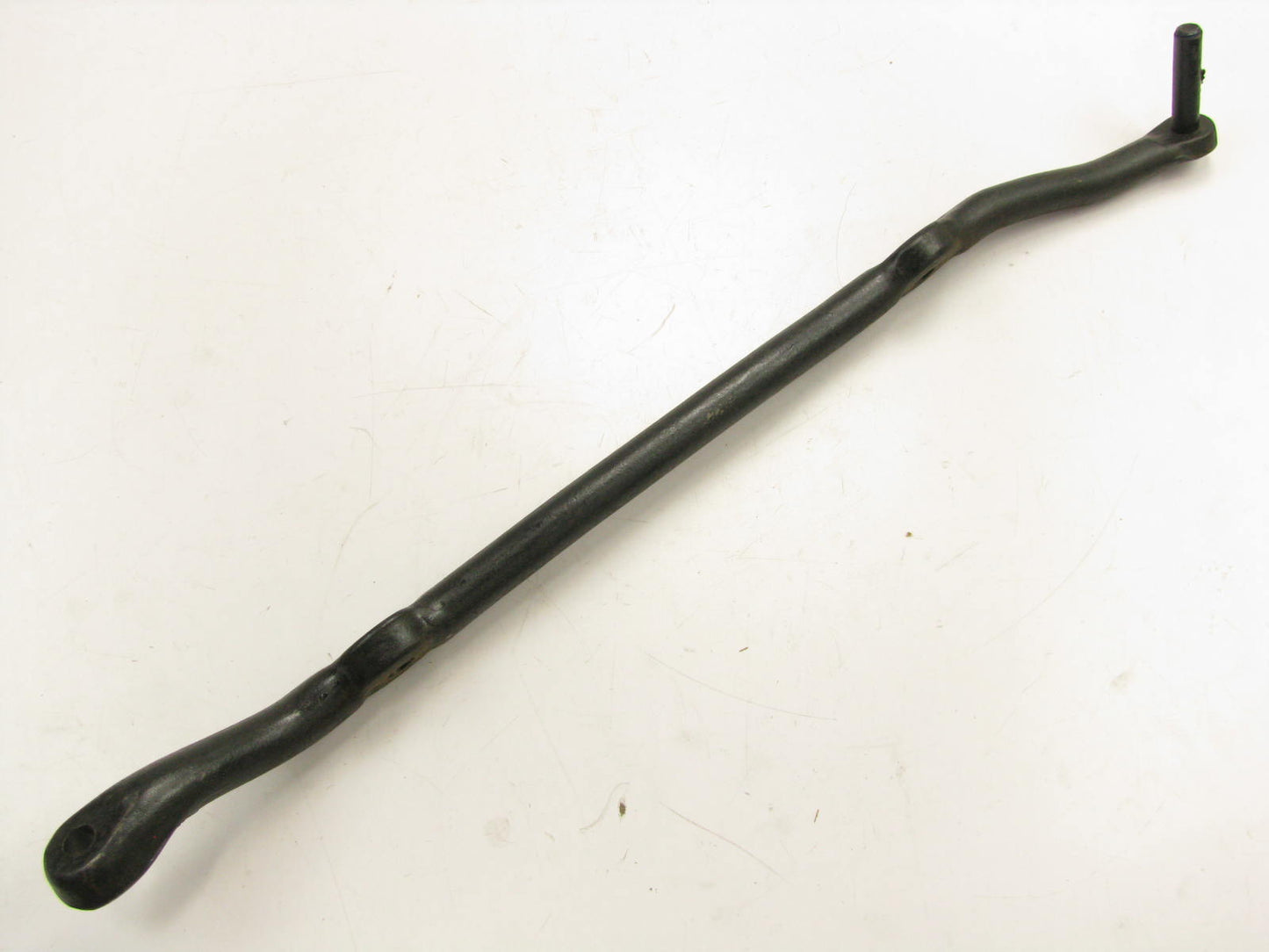 NEW - OUT OF BOX - DS822 Steering Center Drag Link