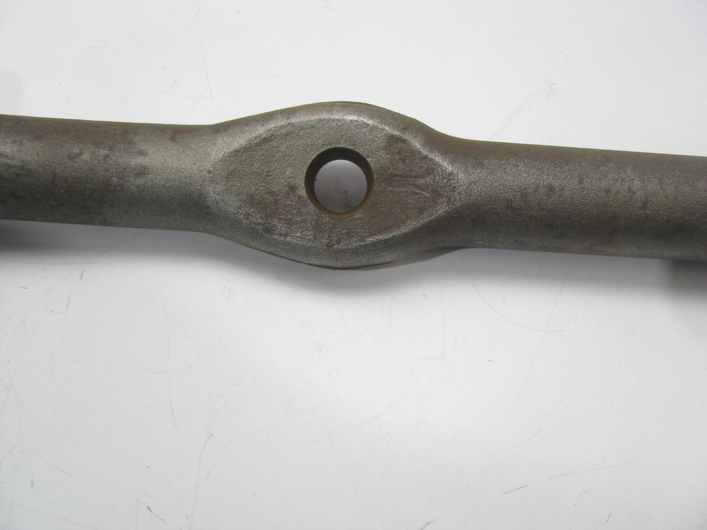 NEW - OUT OF BOX  DS884 Steering Tie Rod End Drag Link - 4WD ONLY 1976 F-150