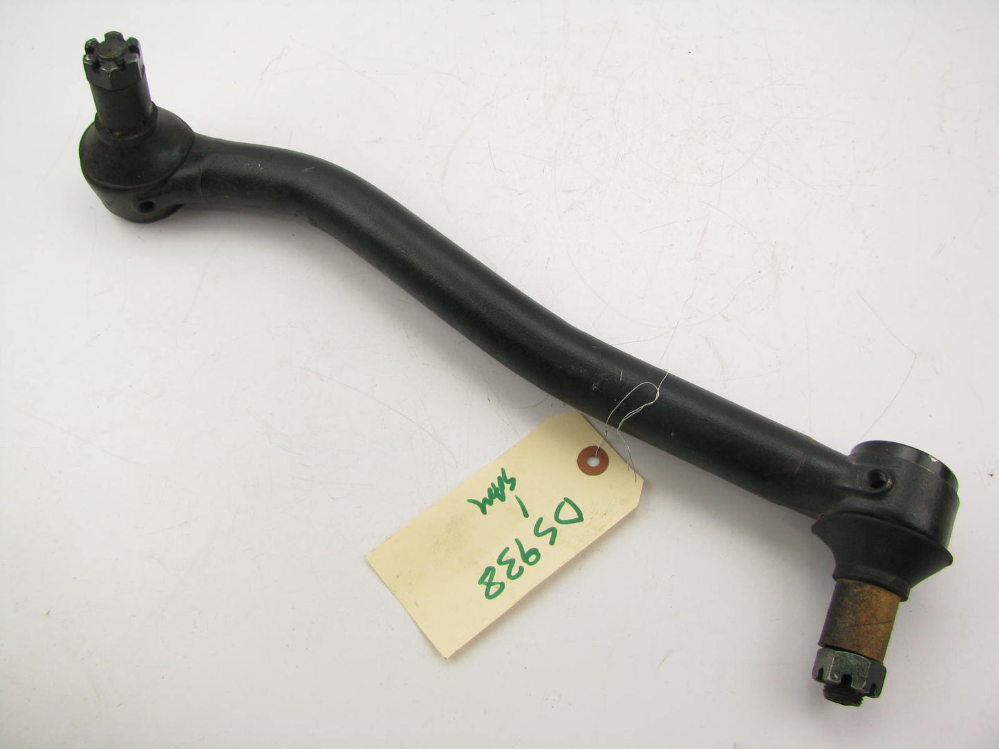 NEW - OUT OF BOX - DS938 RIGHT Steering Drag Link