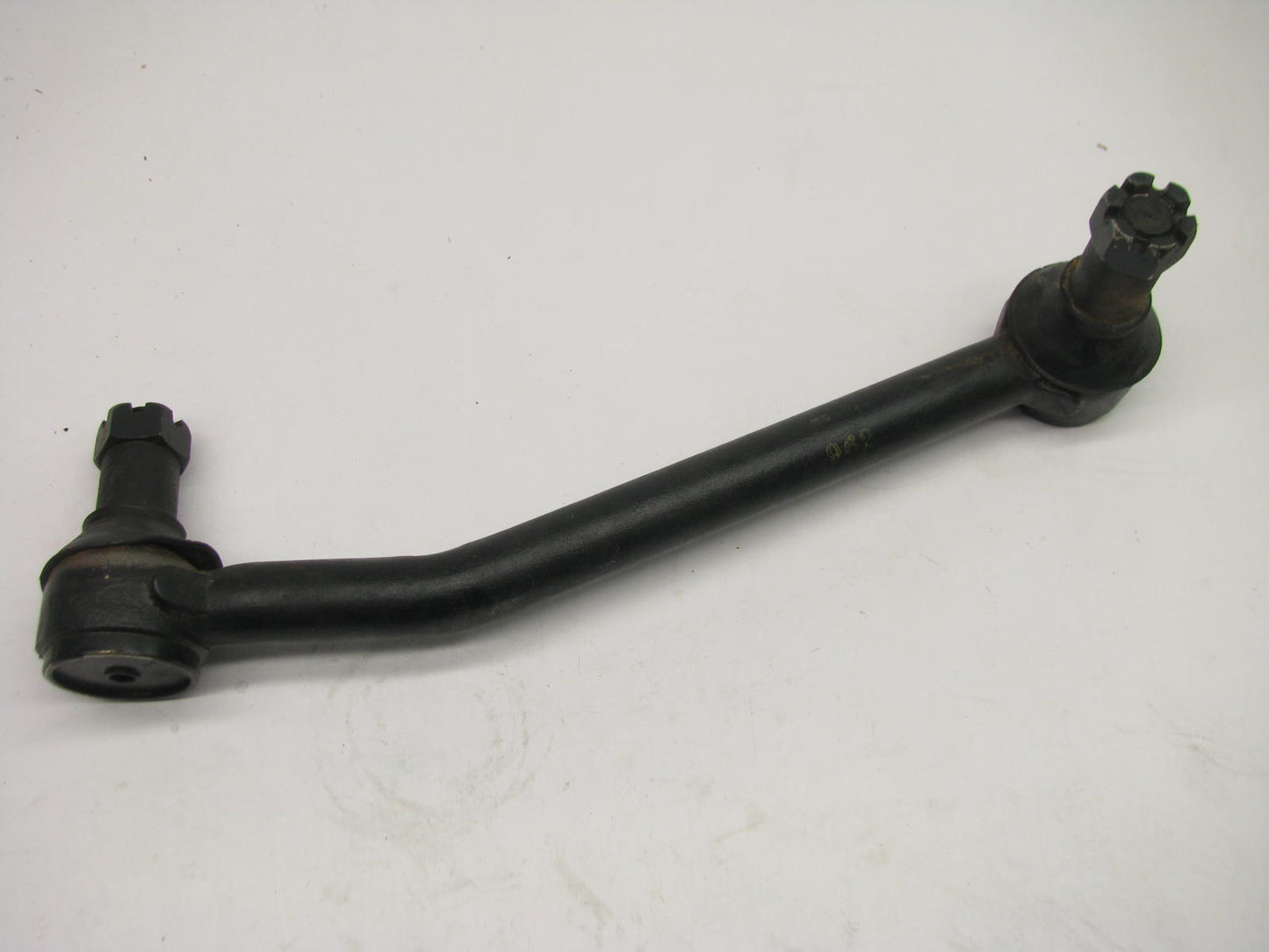 NEW - UNBOXED DS962 Steering Drag Link For 1969-1977 International Fleetstar