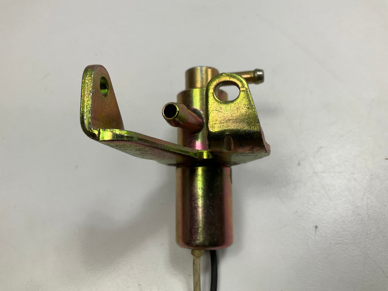 NEW - OUT OF BOX STANDARD DV100 Carburetor Bowl Vent Solenoid