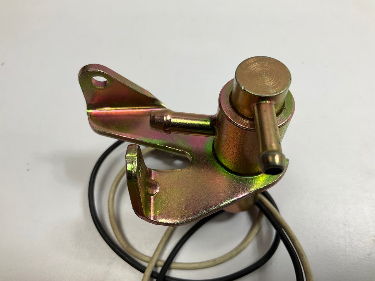 NEW - OUT OF BOX STANDARD DV100 Carburetor Bowl Vent Solenoid
