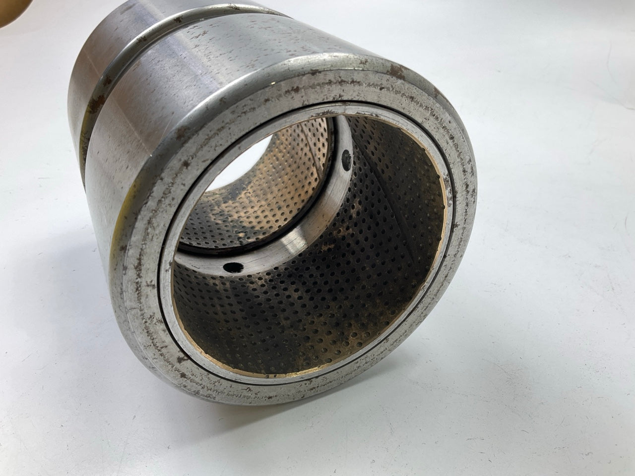 NEW UNBOXED Euclid E-1552 Bronze Center Bushing 3-1/2'' ID X 4-1/4'' OD X 5-7/8'' L